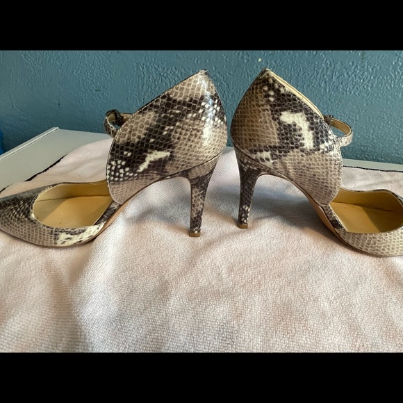 Snakeskin Nine West heels - Picture 2 of 4